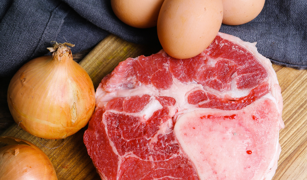 La vitamine B12 se trouve dans les aliments d’origine animale.