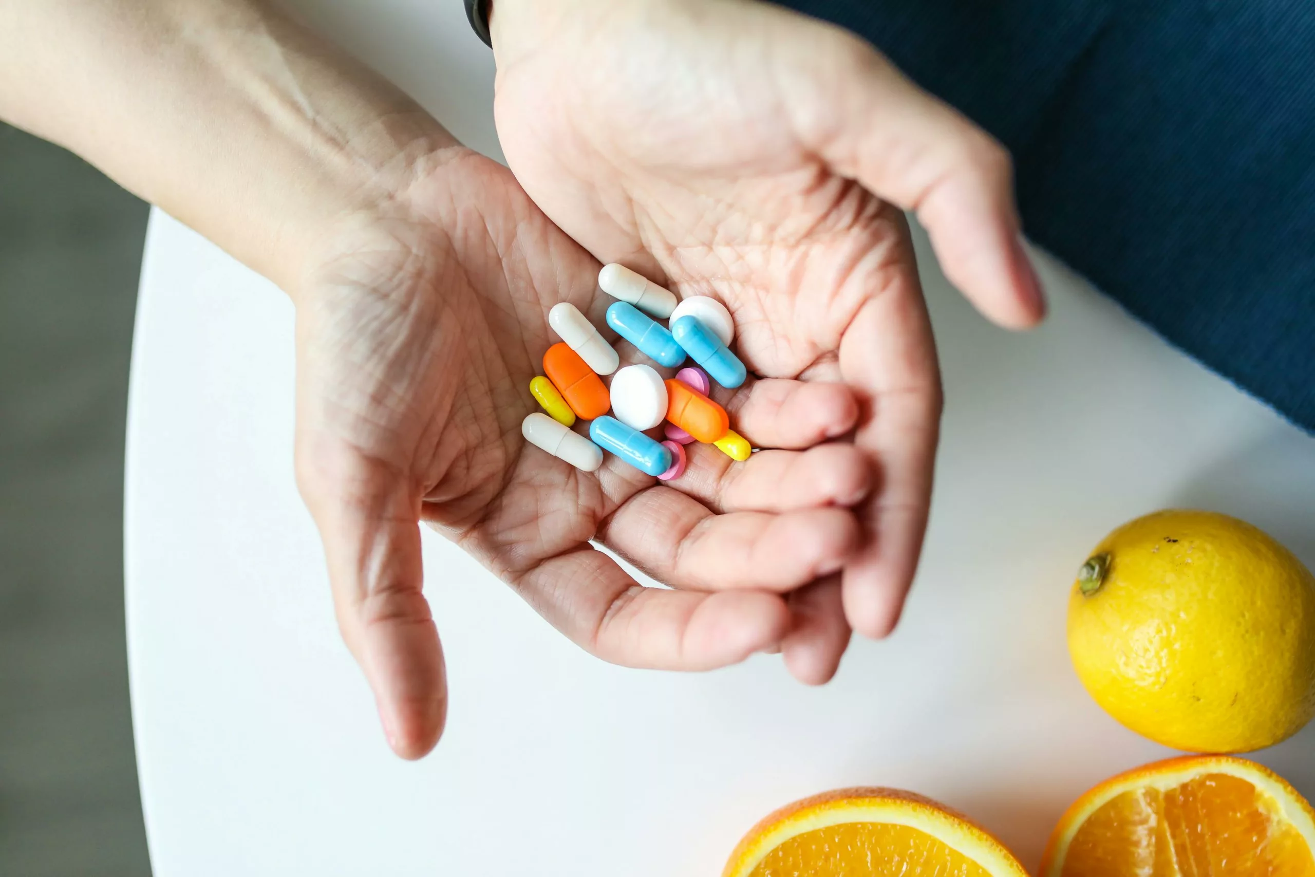 Suppléments utiles ou superflus : le guide médical pour bien les choisir avec l'aide et l'accompagnement personnalisé de PASCAL NOURTIER, NUTRITIONNISTE à PARIS, BREST, QUIMPER.